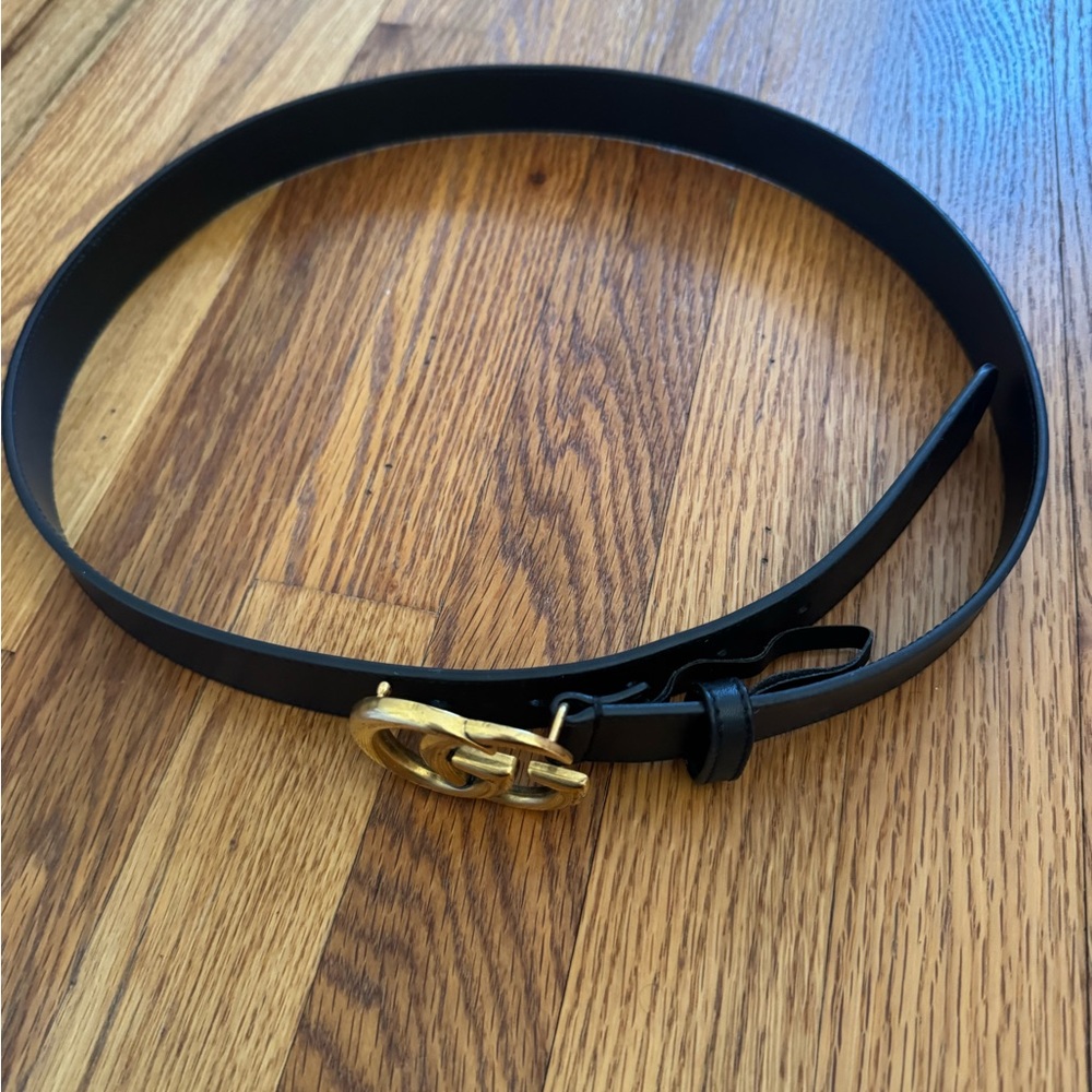 Gucci Black Belt with Gold GG Buckle - Picture 4 of 4